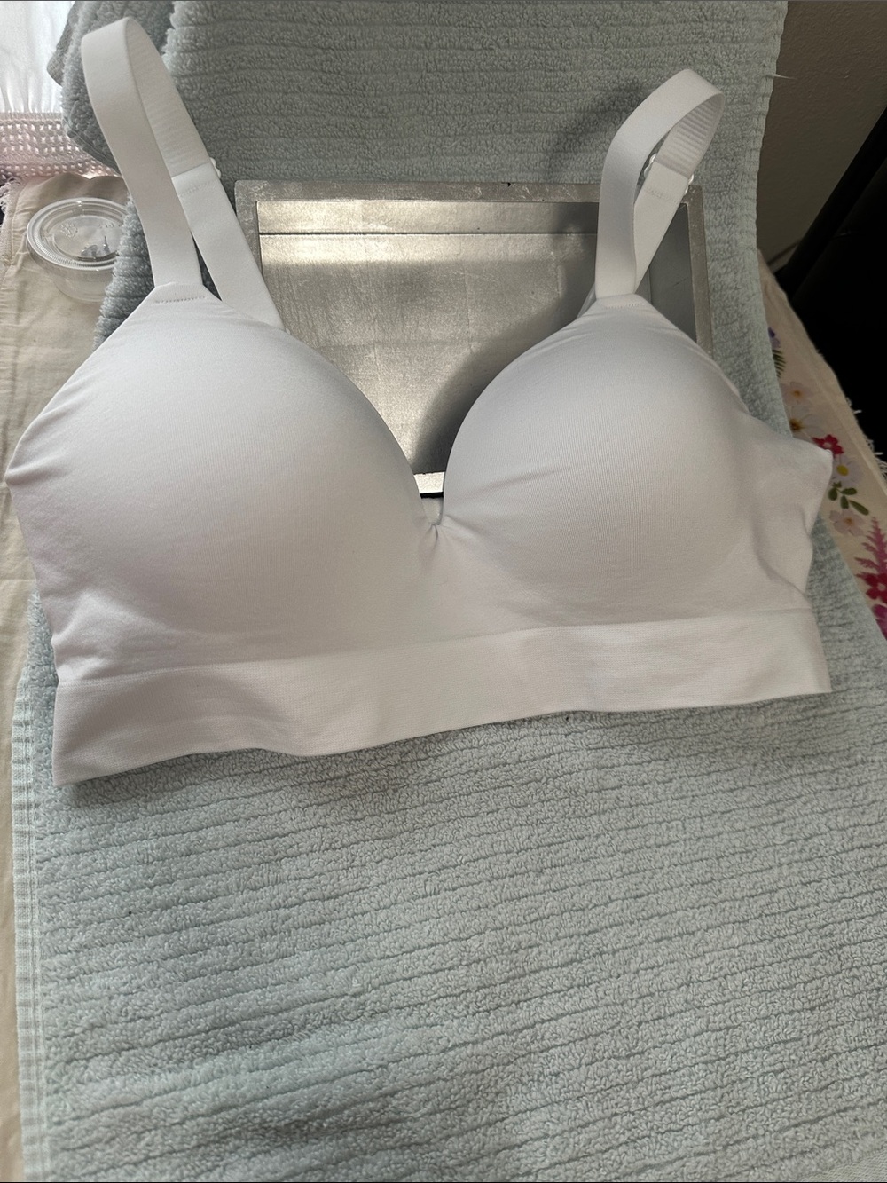 White Padded Seamless Bralette with Wide Band